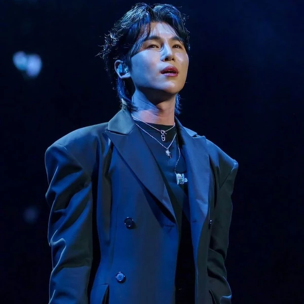 The most loved look of Kim Junsu (1991) today