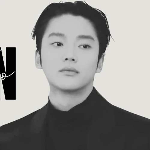 Penampilan Rowoon yang paling disukai hari ini