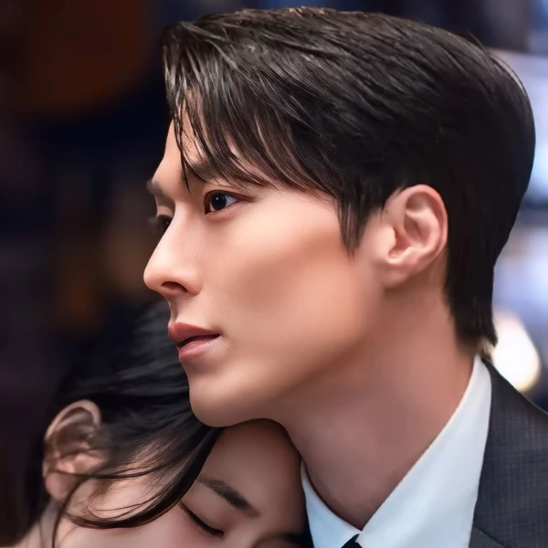 今天最受喜愛的張基龍模樣