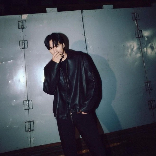 The most loved look of Lee Jinwook today