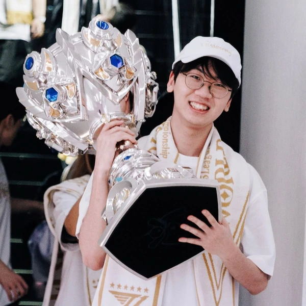 Popular profile photo of Doran loved by fans