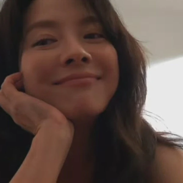 The most loved look of Song Jihyo today