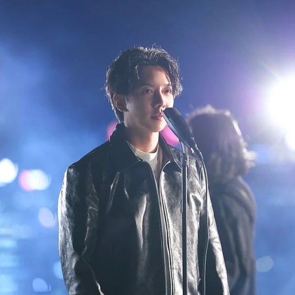 今天最受喜爱的李升基模样