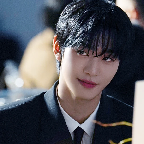 Penampilan Ahn Hyoseop yang paling disukai hari ini