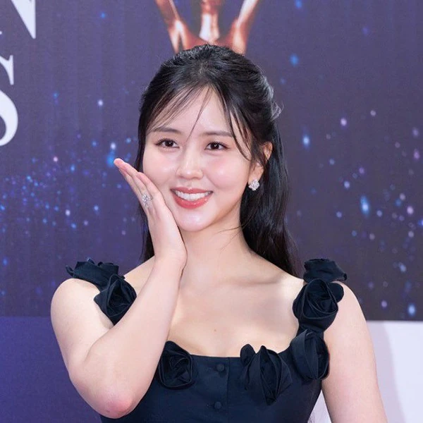 今日最も愛されたキム・ソヒョンの姿