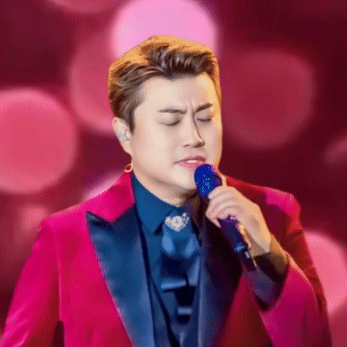 充滿粉絲愛的金浩中人氣照片