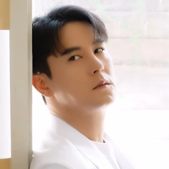 今天最受喜愛的張民好模樣