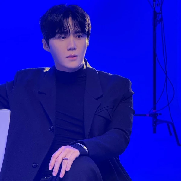 Popular photo full of fans’ love for Kim Seonho