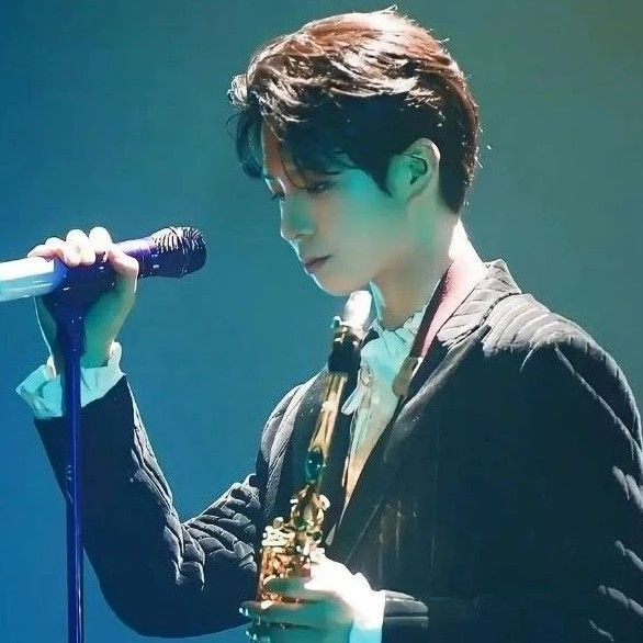 今天最受喜爱的郑东元模样