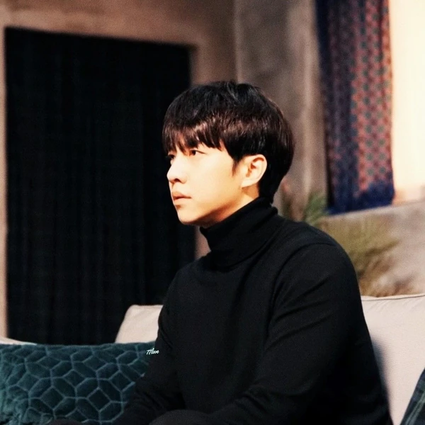 今天最受喜爱的李升基模样