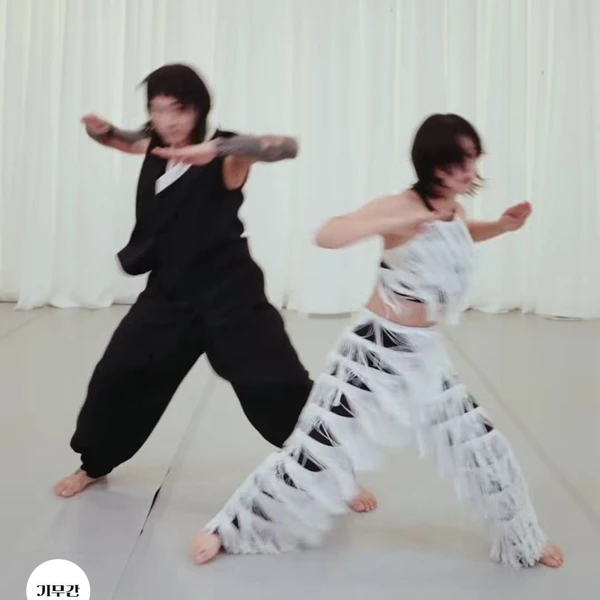 The most loved look of Ki Moogan today