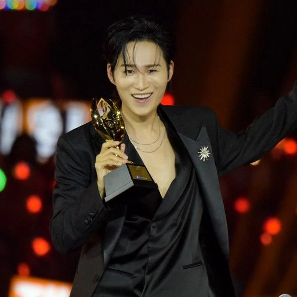 粉丝选出的金熙栽最佳瞬间