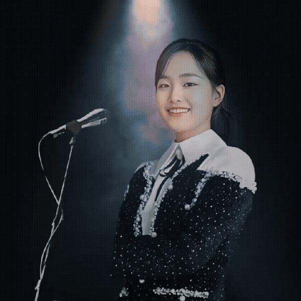 Foto populer Kim Taeyeon yang penuh cinta dari penggemar