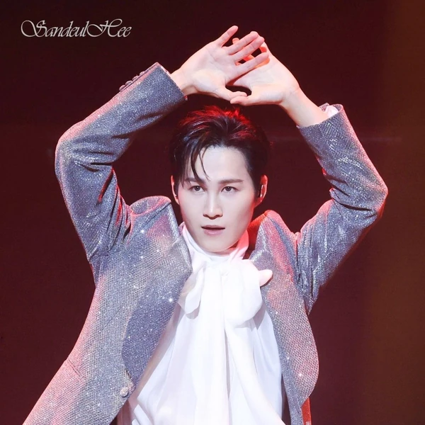 今天最受喜爱的金熙栽模样