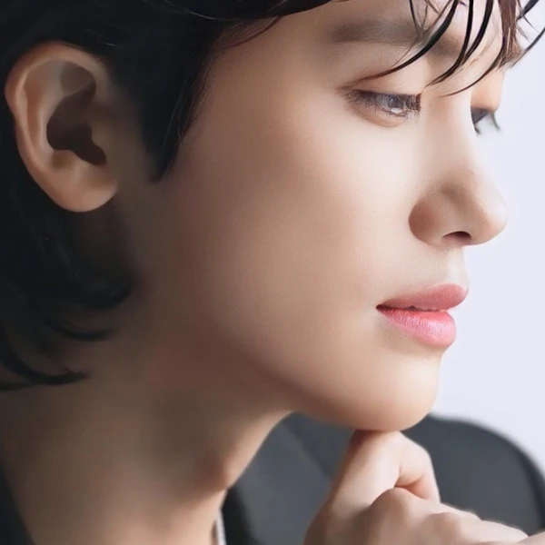 The most loved look of Park Hyungsik today