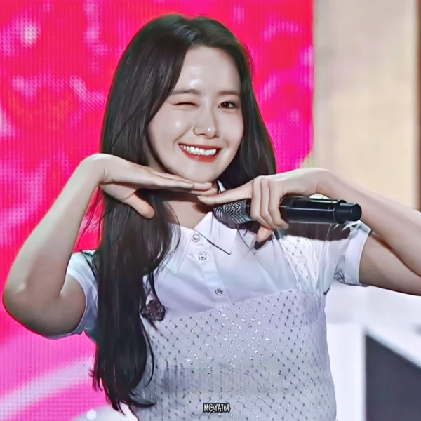 The most loved look of Yoona today