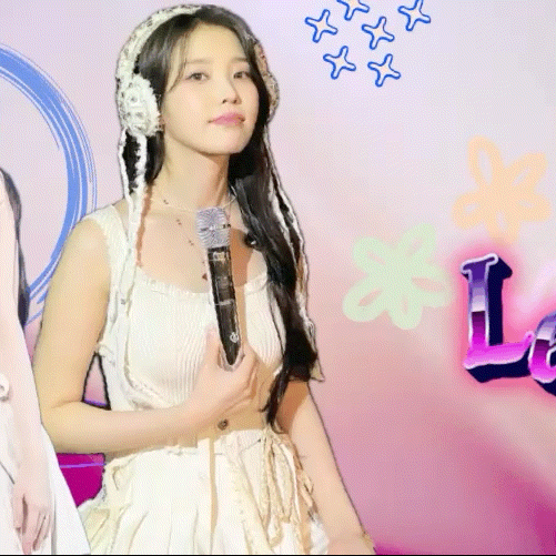 Popular photo full of fans’ love for IU