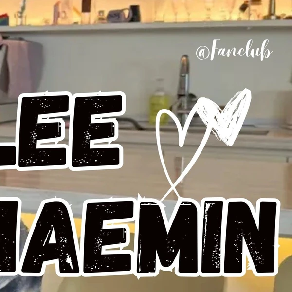 Popular photo full of fans’ love for Lee Chaemin