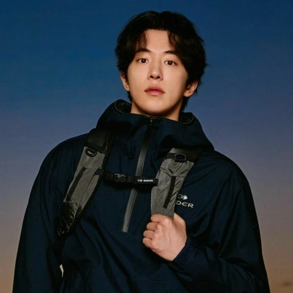 The most loved look of Nam Joohyuk today