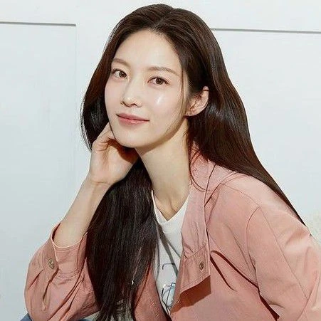Popular photo full of fans’ love for Gong Seungyeon