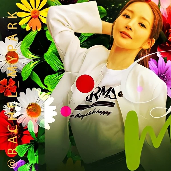 Popular photo full of fans’ love for Park Minyoung