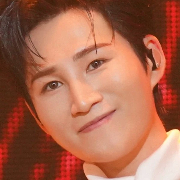 今天最受喜愛的金熙栽模樣