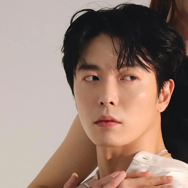 今天最受喜愛的金材昱模樣