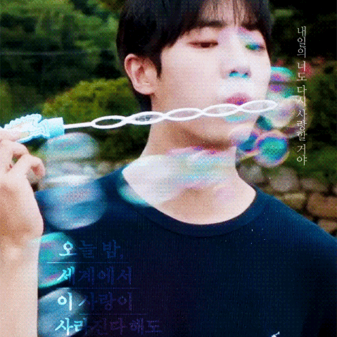 Popular photo full of fans’ love for Choo Youngwoo