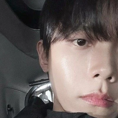 The most loved look of Joo Woojae today