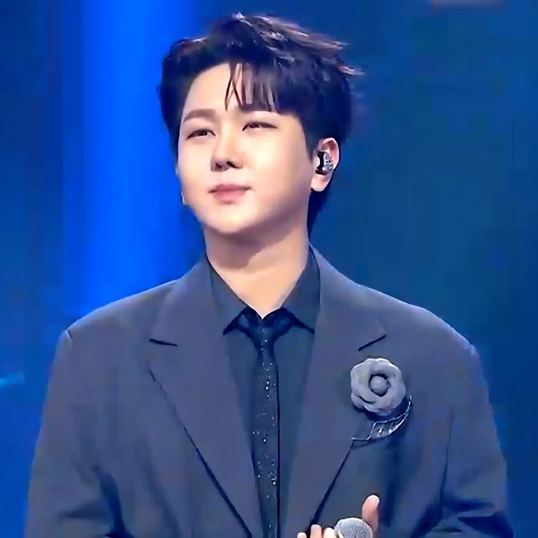 The most loved look of Kim Soochan today