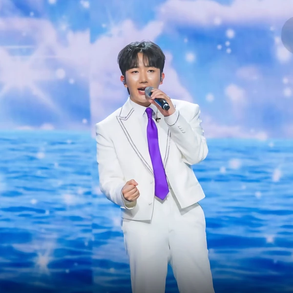 Popular photo full of fans’ love for Nam Seungmin