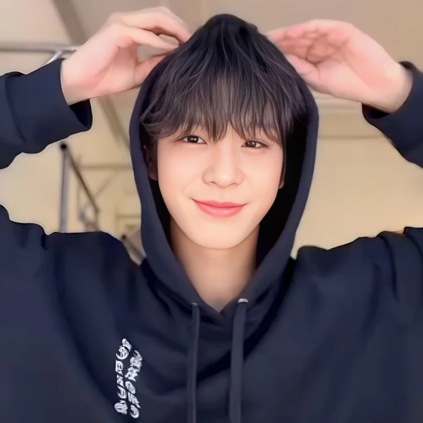 充滿粉絲愛的鄭東元人氣照片