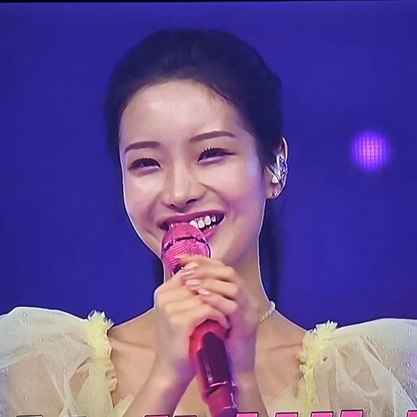 Top moment of Kim Soyeon (2004) chosen by fans