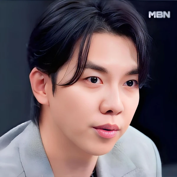 Momen terbaik Lee Seunggi pilihan penggemar