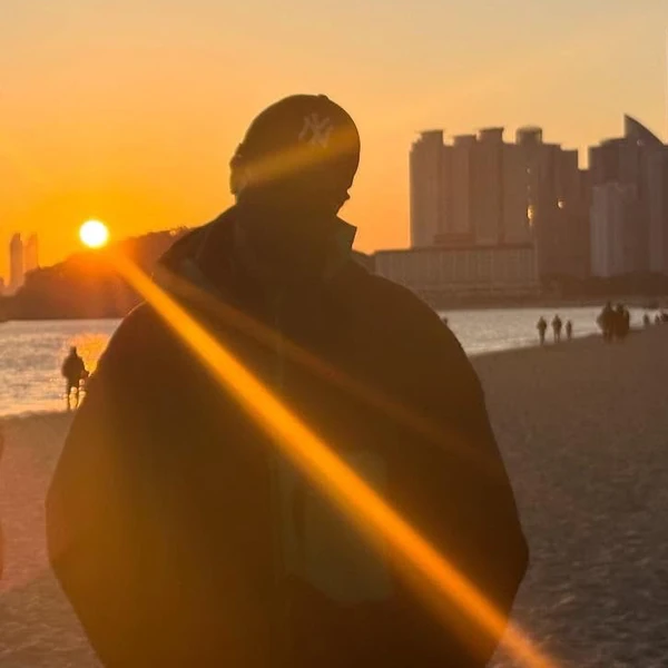 充滿粉絲愛的李敏鎬人氣照片