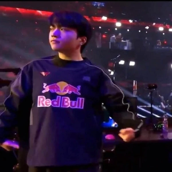 Popular profile image of Keria selected by vote