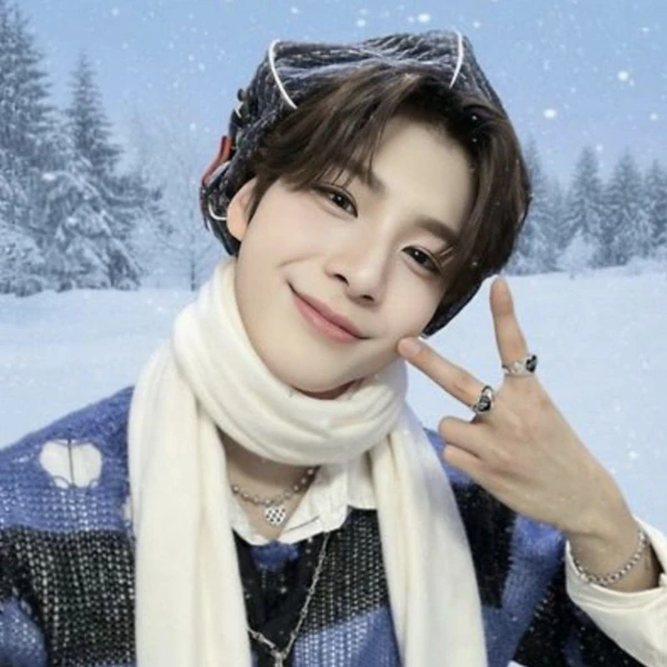 チョン・ドンウォンへのファンの愛が詰まった人気写真