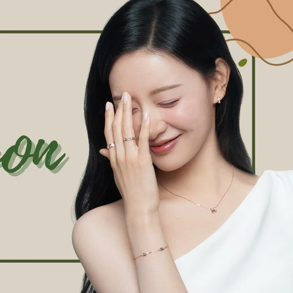 The most loved look of Kim Jiwon today