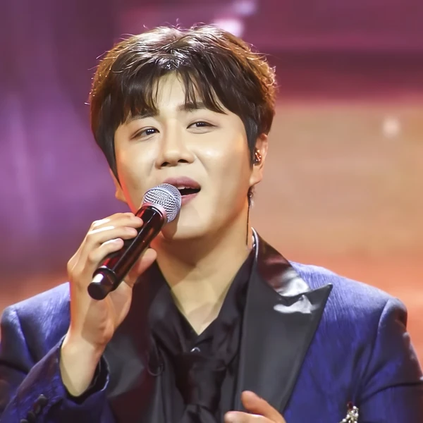 The most loved look of Jin Haesung today