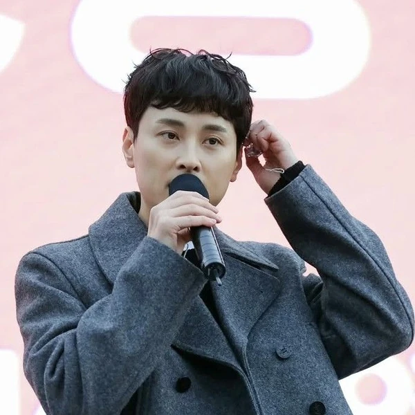 Momen terbaik Min Kyunghoon pilihan penggemar