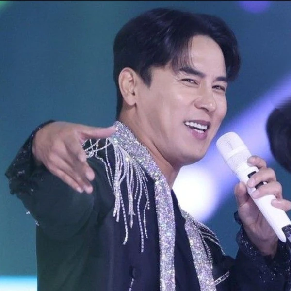 今天最受喜愛的張民好模樣