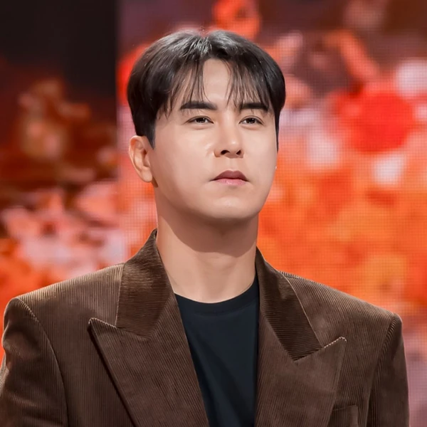 充滿粉絲愛的張民好人氣照片