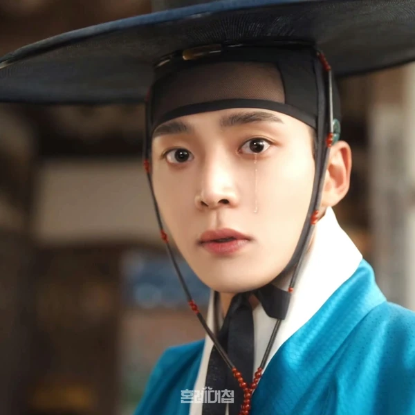 오늘 가장 사랑받은 로운의 모습