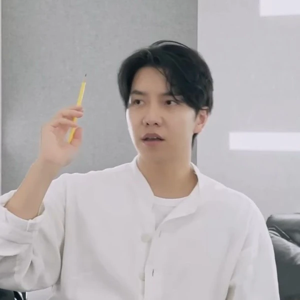 粉丝选出的李升基最佳瞬间