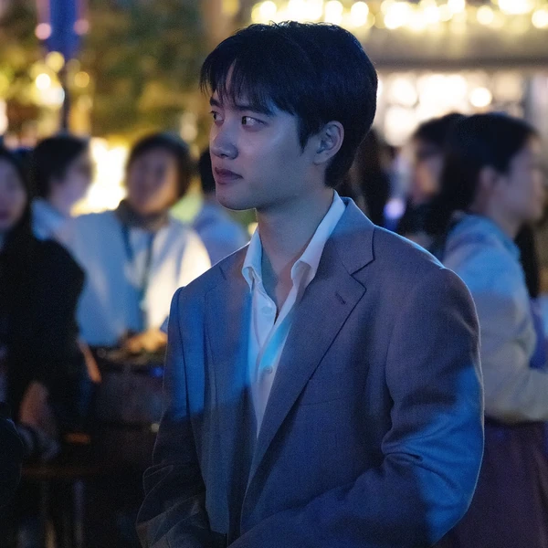 Penampilan Doh Kyungsoo (D.O.) yang paling disukai hari ini