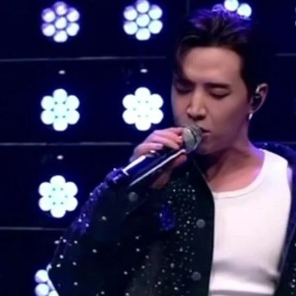 The most loved look of Henry today