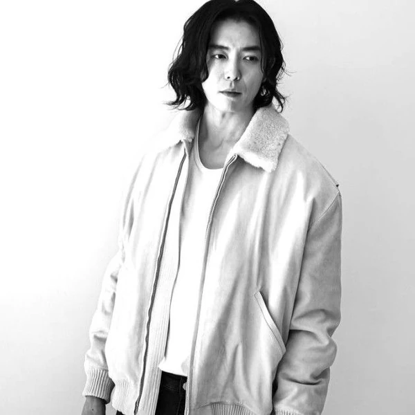 오늘 가장 사랑받은 김재욱의 모습