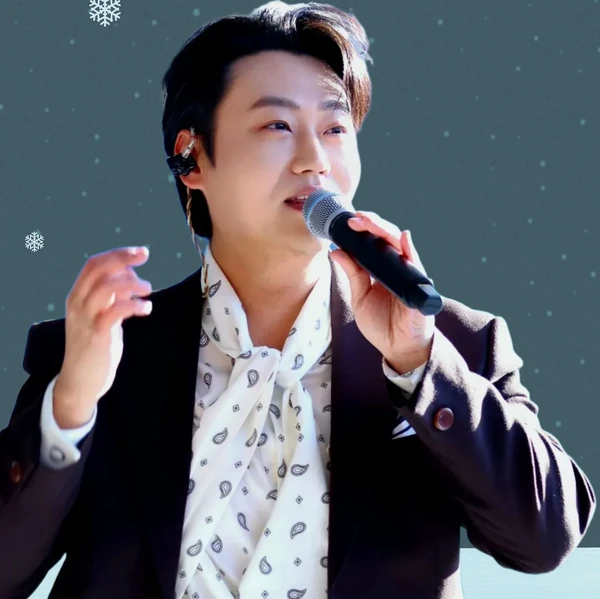 The most loved look of Min Soohyun today