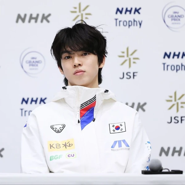 Postingan banner nomor 1 dari Cha Junhwan yang dibuat oleh fandom