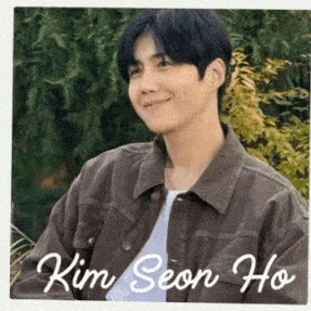 Popular photo full of fans’ love for Kim Seonho